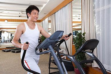 像素侦探模拟《地平线之间》可免费游玩试玩版，将于今年晚些时候推出